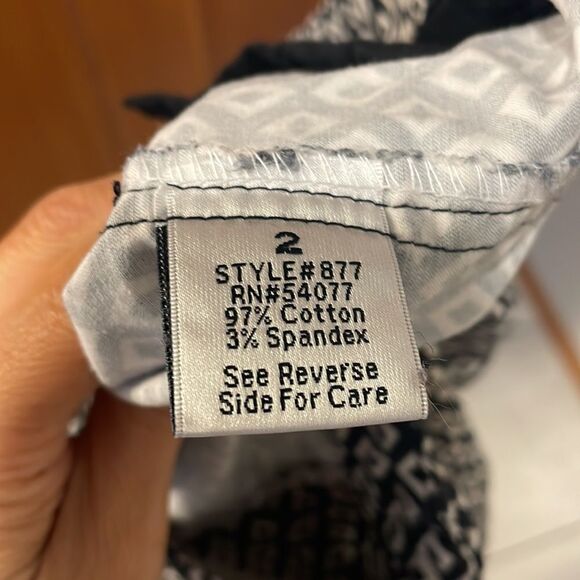 Cabi woman’s black and white slacks - Picture 11 of 12